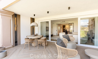 Casa adosada modernizada con vistas panorámicas en venta en las colinas de Marbella - Benahavís 807615 
