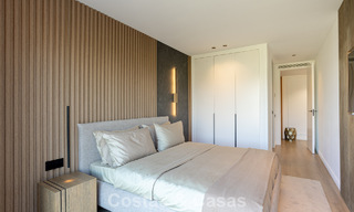Casa adosada modernizada con vistas panorámicas en venta en las colinas de Marbella - Benahavís 807626 