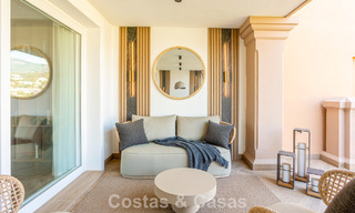 Casa adosada modernizada con vistas panorámicas en venta en las colinas de Marbella - Benahavís 807629 