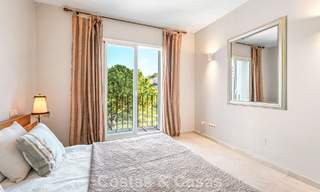 Espectacular ático con potencial de reforma en venta con vistas al golf y al mar en La Quinta, Marbella - Benahavís 807675 