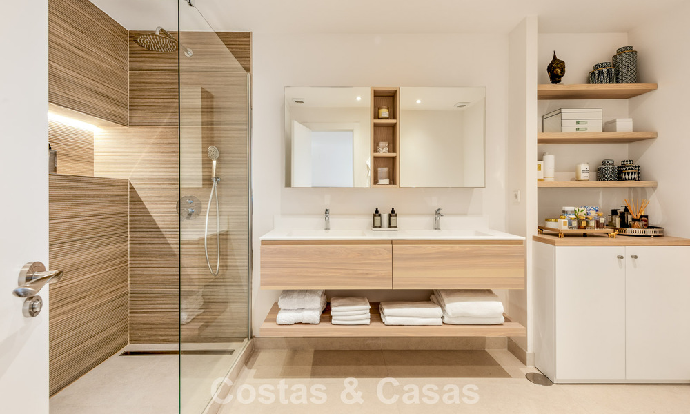 Villa de lujo en planta baja con arquitectura de estilo boutique español en venta en Sierra Blanca, en la Milla de Oro de Marbella 807641