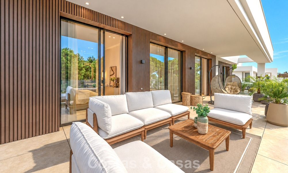 Exclusiva villa moderna de nueva construcción con vistas panorámicas en la prestigiosa Milla de Oro de Marbella 807799