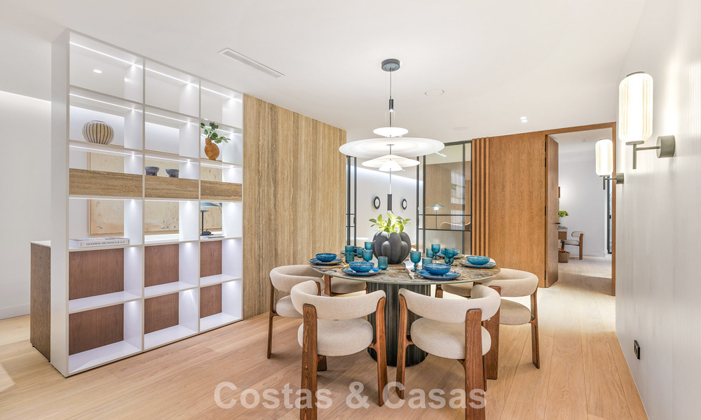 Exclusiva villa moderna de nueva construcción con vistas panorámicas en la prestigiosa Milla de Oro de Marbella 807814