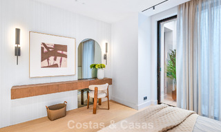 Exclusiva villa moderna de nueva construcción con vistas panorámicas en la prestigiosa Milla de Oro de Marbella 807824 