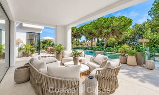 Exclusiva villa moderna de nueva construcción con vistas panorámicas en la prestigiosa Milla de Oro de Marbella 807854 