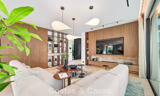 Exclusiva villa moderna de nueva construcción con vistas panorámicas en la prestigiosa Milla de Oro de Marbella 807888 