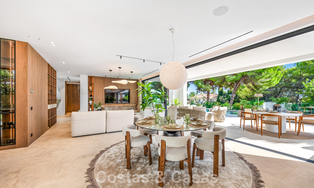 Exclusiva villa moderna de nueva construcción con vistas panorámicas en la prestigiosa Milla de Oro de Marbella 807890