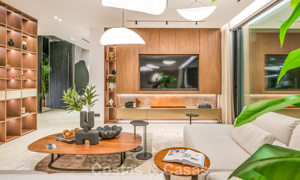 Exclusiva villa moderna de nueva construcción con vistas panorámicas en la prestigiosa Milla de Oro de Marbella 807939