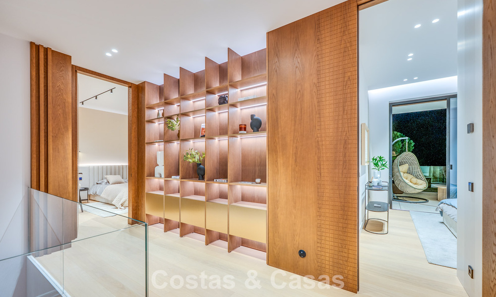 Exclusiva villa moderna de nueva construcción con vistas panorámicas en la prestigiosa Milla de Oro de Marbella 807944