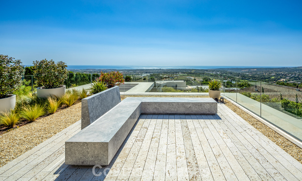 Villa nueva de vanguardia en venta con espectaculares vistas panorámicas en La Reserva Club, Sotogrande, Costa del Sol 807900