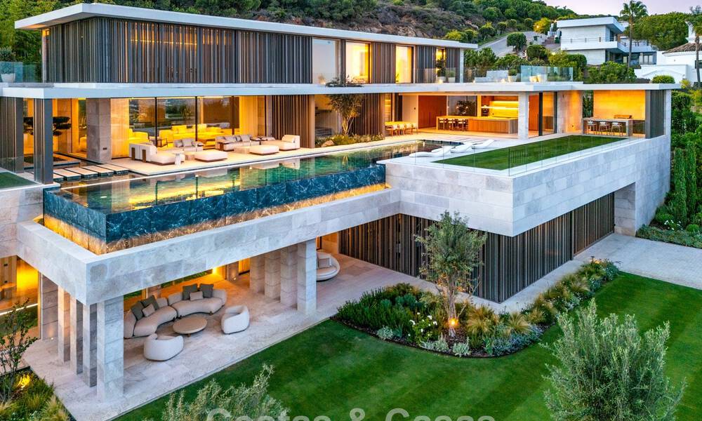 Villa nueva de vanguardia en venta con espectaculares vistas panorámicas en La Reserva Club, Sotogrande, Costa del Sol 807915