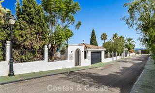 Villa modernizada de estilo mediterráneo contemporáneo en venta en el Valle del Golf de Nueva Andalucía, Marbella 807962 