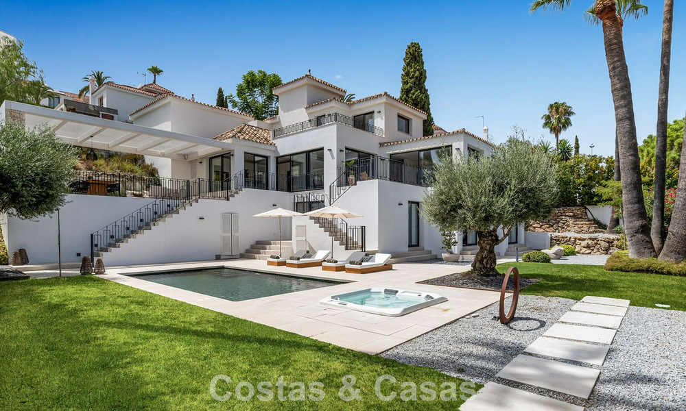 Villa modernizada de estilo mediterráneo contemporáneo en venta en el Valle del Golf de Nueva Andalucía, Marbella 807963