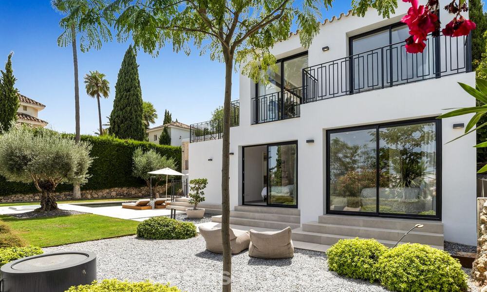 Villa modernizada de estilo mediterráneo contemporáneo en venta en el Valle del Golf de Nueva Andalucía, Marbella 807970