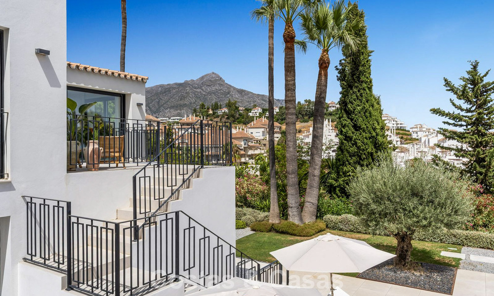 Villa modernizada de estilo mediterráneo contemporáneo en venta en el Valle del Golf de Nueva Andalucía, Marbella 807972