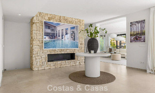 Villa modernizada de estilo mediterráneo contemporáneo en venta en el Valle del Golf de Nueva Andalucía, Marbella 807974 