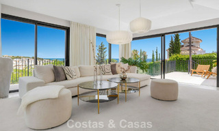 Villa modernizada de estilo mediterráneo contemporáneo en venta en el Valle del Golf de Nueva Andalucía, Marbella 807976 