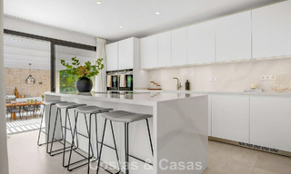 Villa modernizada de estilo mediterráneo contemporáneo en venta en el Valle del Golf de Nueva Andalucía, Marbella 807983 