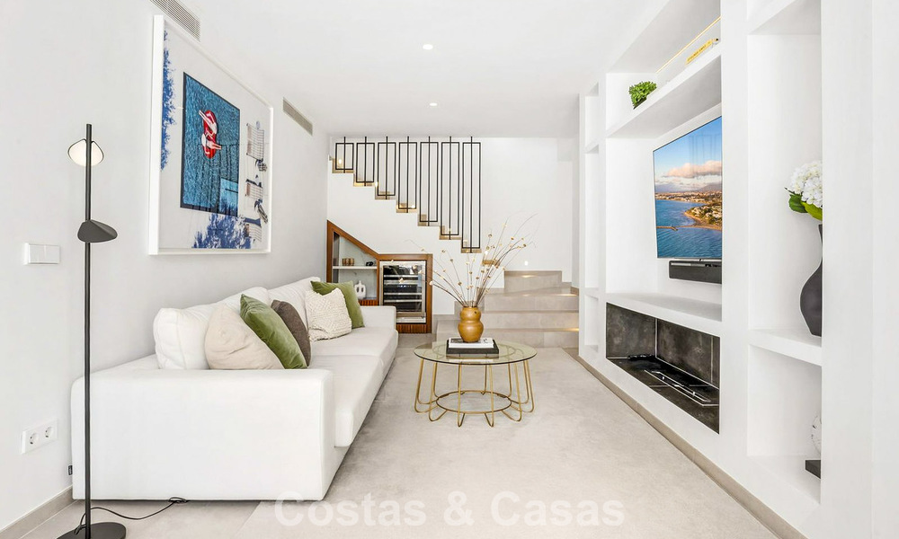 Villa modernizada de estilo mediterráneo contemporáneo en venta en el Valle del Golf de Nueva Andalucía, Marbella 807998