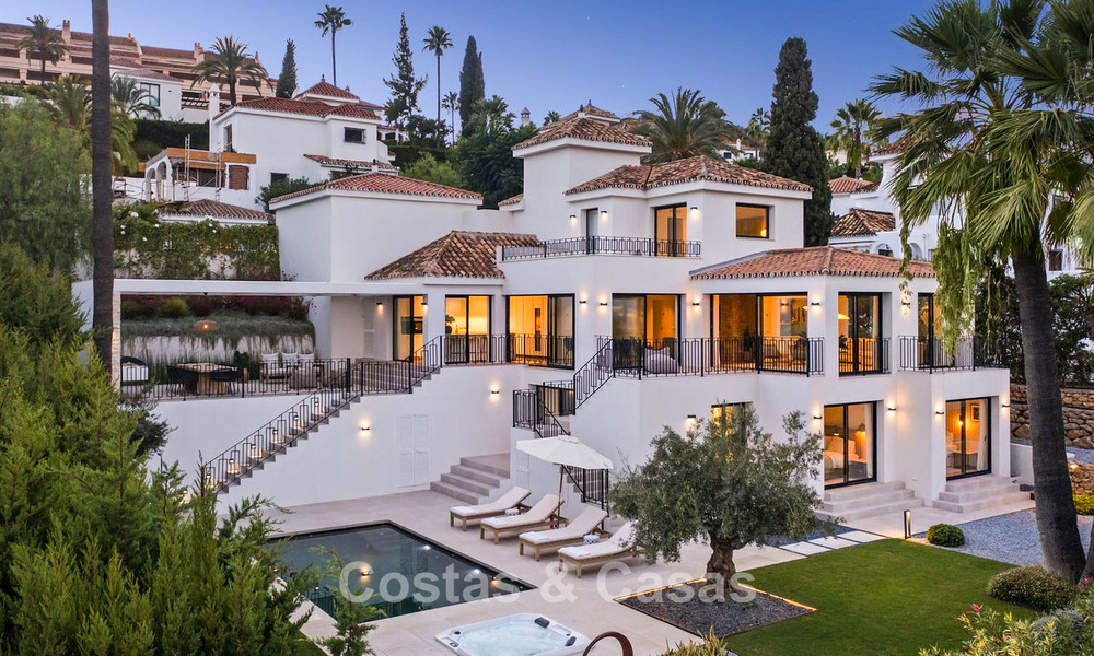 Villa modernizada de estilo mediterráneo contemporáneo en venta en el Valle del Golf de Nueva Andalucía, Marbella 808011