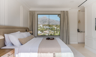Villa mediterránea de lujo con interiores de inspiración francesa en venta en el corazón de Nueva Andalucía, Marbella 808047 