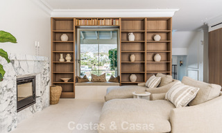 Villa mediterránea de lujo con interiores de inspiración francesa en venta en el corazón de Nueva Andalucía, Marbella 808057 