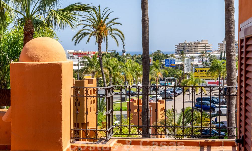 Apartamentos en venta en La Alzambra, a poca distancia a pie de Puerto Banús, en Nueva Andalucía, Marbella 807724