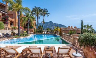 Ático dúplex de lujo con vistas panorámicas en venta en el valle del golf de Nueva Andalucía, Marbella 808067 