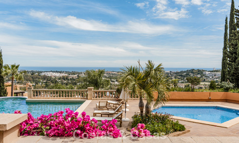 Ático dúplex de lujo con vistas panorámicas en venta en el valle del golf de Nueva Andalucía, Marbella 808071