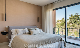Ático dúplex de lujo con vistas panorámicas en venta en el valle del golf de Nueva Andalucía, Marbella 808088 