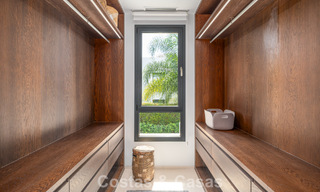 Villa de lujo contemporánea con diseño minimalista en venta en Nueva Andalucía, Marbella 808109 