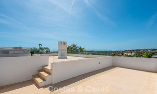 Villa de lujo contemporánea con diseño minimalista en venta en Nueva Andalucía, Marbella 808114 
