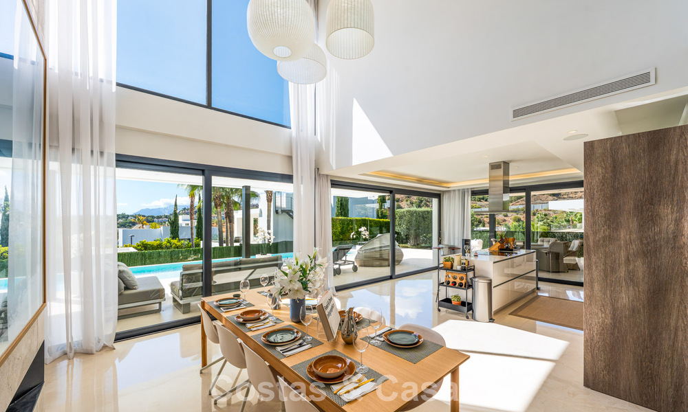 Villa de lujo contemporánea con diseño minimalista en venta en Nueva Andalucía, Marbella 808117
