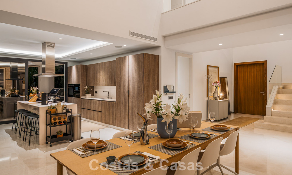 Villa de lujo contemporánea con diseño minimalista en venta en Nueva Andalucía, Marbella 808132