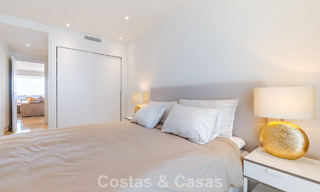 Apartamento moderno en venta con piscina y vistas al mar en un exclusivo complejo en Nueva Andalucía, Marbella 808134 