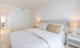 Apartamento moderno en venta con piscina y vistas al mar en un exclusivo complejo en Nueva Andalucía, Marbella 808136 