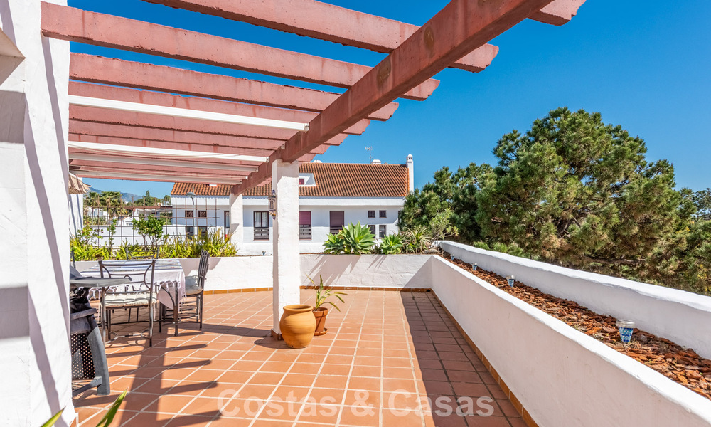 Amplios apartamentos en venta en La Maestranza a un paso de todos los servicios en Nueva Andalucía, Marbella 808233