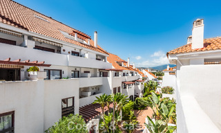 Amplios apartamentos en venta en La Maestranza a un paso de todos los servicios en Nueva Andalucía, Marbella 808256 