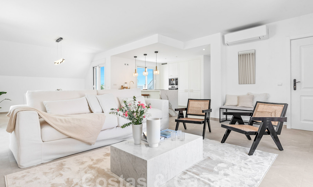 Amplios apartamentos en venta en La Maestranza a un paso de todos los servicios en Nueva Andalucía, Marbella 808275