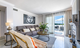 Encantadora casa adosada en venta en una urbanización cerrada, a un paso de Puerto Banús, Marbella 808518 