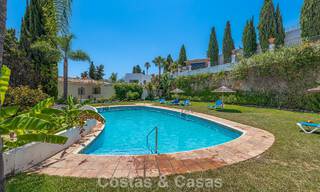 Encantadora casa adosada en venta en una urbanización cerrada, a un paso de Puerto Banús, Marbella 808535 