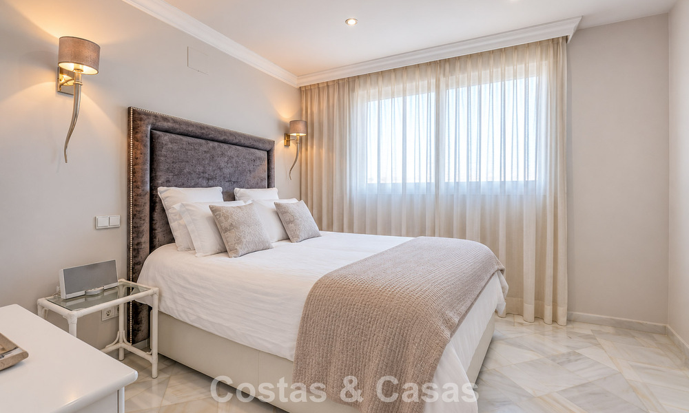 Encantadora casa adosada en venta en una urbanización cerrada, a un paso de Puerto Banús, Marbella 808540