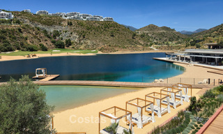 Apartamentos de lujo contemporáneos en venta en el prestigioso resort de La Quinta, Marbella - Benahavís 808681 