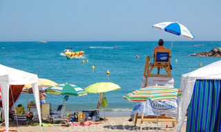 Apartamentos situado en hotel en primera línea de playa en Puerto Banús - Marbella 32059 