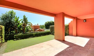 Apartamentos de lujos en primera línea de golf en venta en la zona de Marbella - Benahavis 791122 