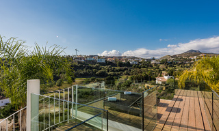 Villa exclusiva estilo moderno para comprar, campo de golf, Marbella – Benahavis 37624 