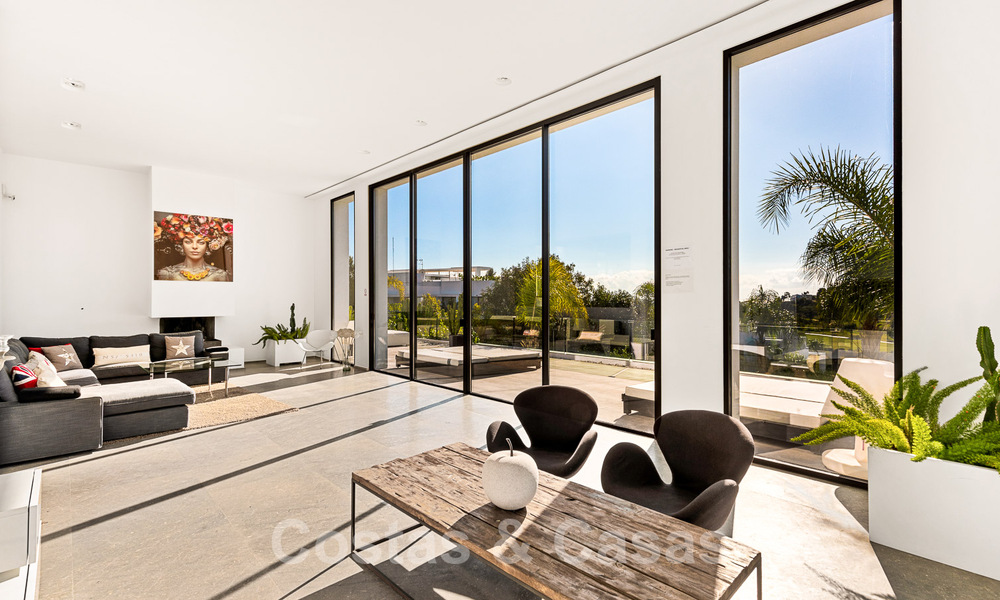 Villa exclusiva estilo moderno para comprar, campo de golf, Marbella - Benahavis 49492