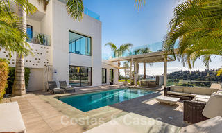 Villa exclusiva estilo moderno para comprar, campo de golf, Marbella - Benahavis 49519 