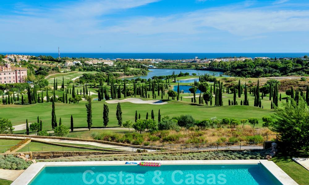 Modernos apartamentos de lujo en primera línea de golf con impresionantes vistas al golf y al mar en venta en Marbella - Benahavis 23908