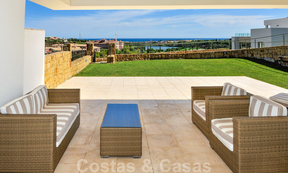TEE 6: Modernos apartamentos de lujo en primera línea de golf con impresionantes vistas al golf y al mar en venta en Marbella - Benahavis 23925